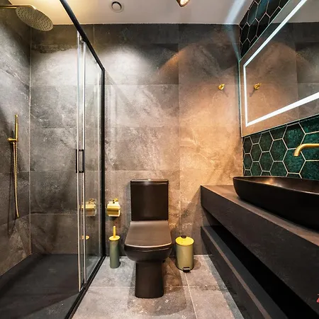 Avalon Boutique Hotel